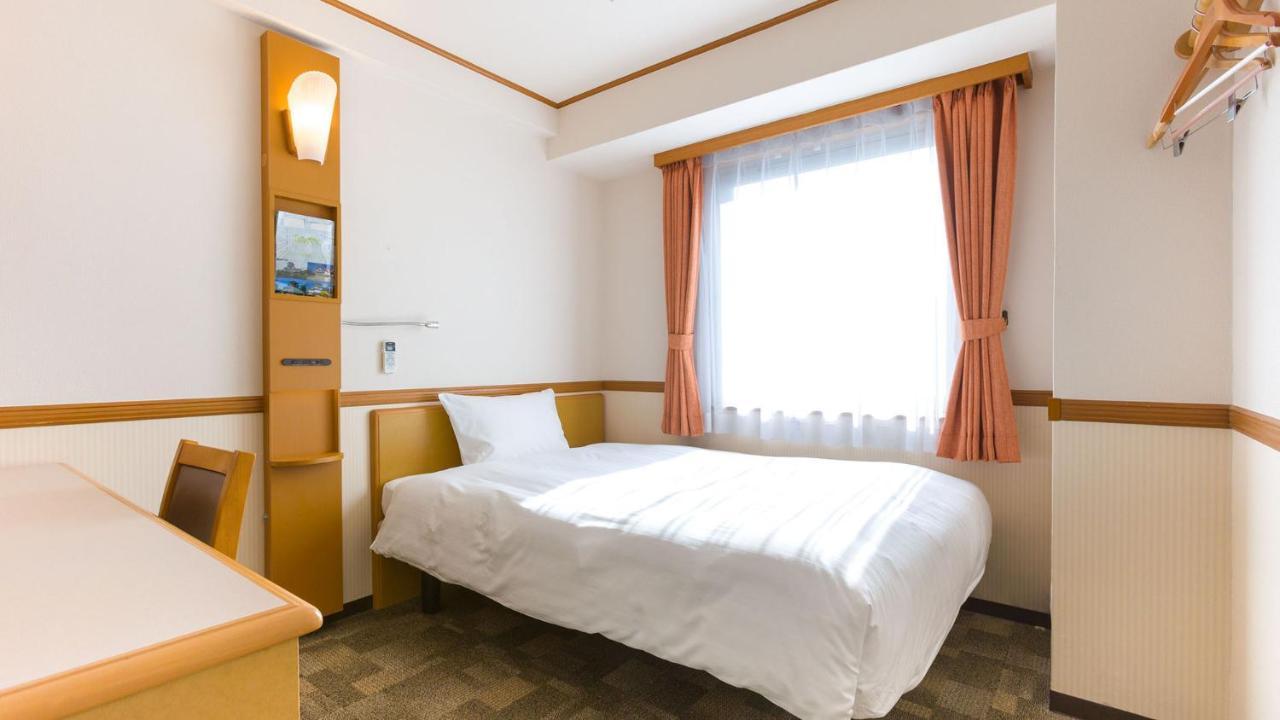 Toyoko Inn Yokohama-Sen Fuchinobe-Eki Minami-Guchi Sagamihara Exterior foto